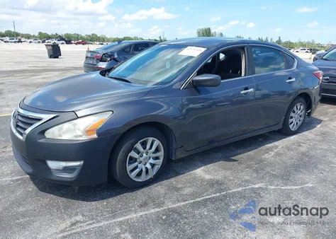 2013 Nissan Altima 2.5 S из США, поврежденный, VIN 1N4AL3AP5DC266410